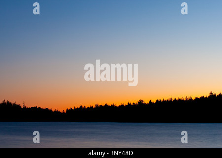 Coucher de soleil à l'étang de la Jordanie, l'Acadia National Park, Maine, USA Banque D'Images