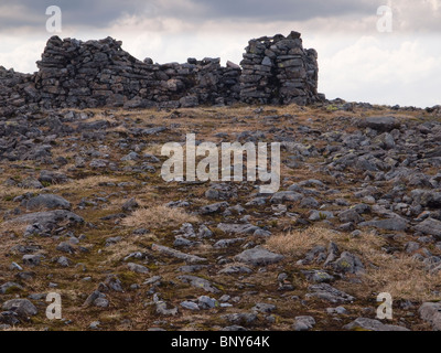 Shieling sur le sommet du Ben Alder, Ecosse Banque D'Images