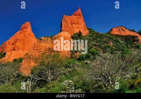 L'Espagne, les roches de Castille-león : Orange et le paysage de Las Médulas Banque D'Images