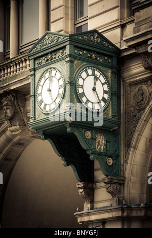 Réveil à l'avant de l'ancienne gare d'échange de Liverpool Banque D'Images