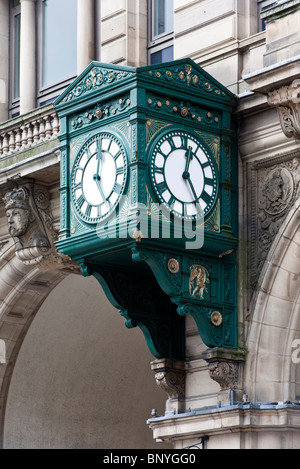 Réveil à l'avant de l'ancienne gare d'échange de Liverpool Banque D'Images