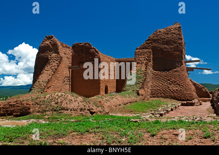 Adobe ruines à Pecos National Historical Park Nouveau Mexique Banque D'Images