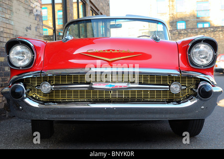 Voiture Vintage rouge Banque D'Images