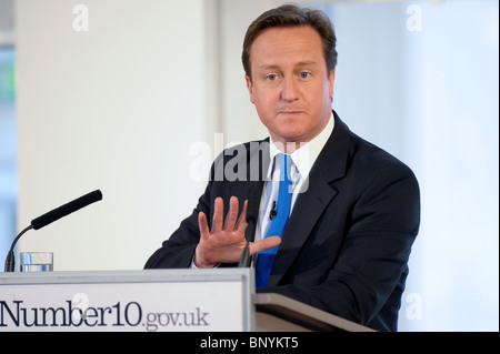 PM David Cameron annonce la grande société à l'Université Hope de Liverpool en juillet 2010. Photos par Alan Edwards www.f2images.co.uk Banque D'Images