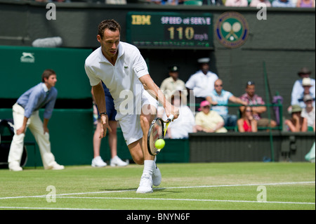 23 juin 2010. Andy Roddick vs Michael Llodra . Tournoi international de tennis de Wimbledon qui s'est tenue à l'All England Lawn Tennis Banque D'Images