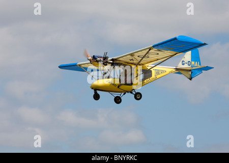 Thruster T600N 450 G de Sprint-OMAL ulm avion en approche finale à la terre à l'Aérodrome Wickenby Banque D'Images