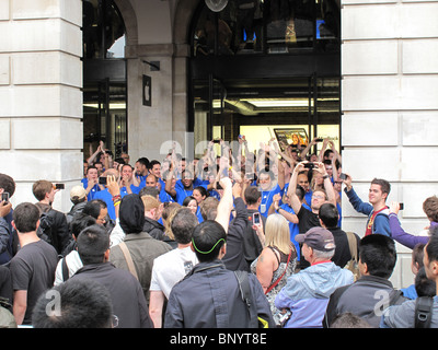 Apple Store Covent Garden Londres ouverture Banque D'Images