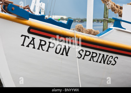 Tarpon Springs, FL - Juillet 2010 - Bateau à quai à Tarpon Springs, Floride Banque D'Images