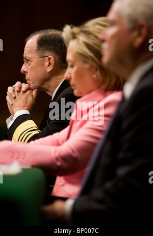Président, Comité des chefs d'état-major de l'amiral Michael Mullen, secrétaire d'Etat américaine Hillary Clinton, le secrétaire à la Défense Robert Gates. Banque D'Images