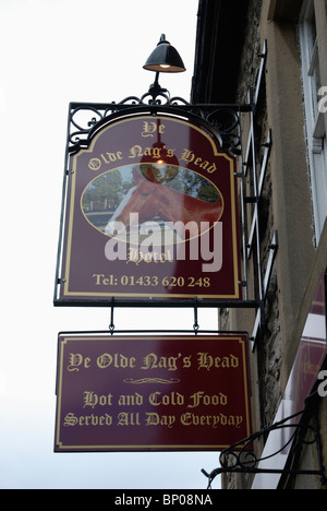 Ye old nags head signer castleton Derbyshire Banque D'Images