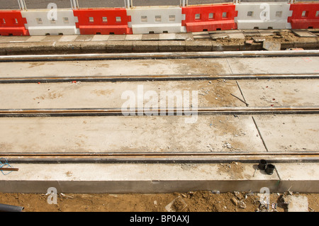 Le tramway en construction le long de la promenade de Blackpool Banque D'Images