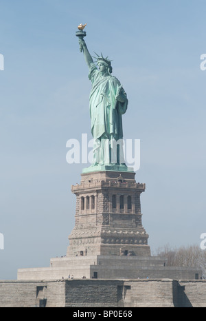 La Statue de la liberté sur Liberty Island à New York Harbor Banque D'Images