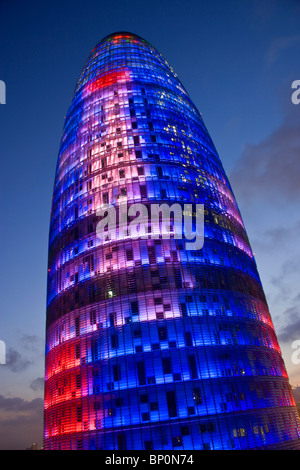 La Tour Agbar, gratte-ciel de 142m par l'architecte Jean Nouve, Glorias Square, Barcelone, Espagne Banque D'Images