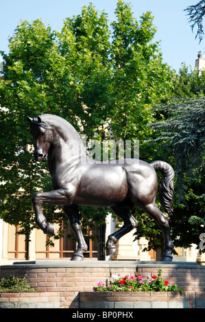 Le programme Leonardo Da Vinci Vinci sculpture cheval Toscane Italie Banque D'Images