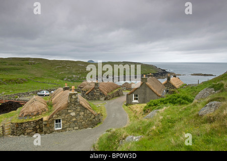 Chaumières à l'Carloway Blackhouse Village Isle Of Lewis, Hébrides extérieures, en Écosse. 6242 SCO Banque D'Images