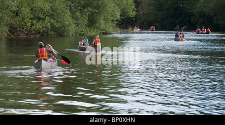 Le kayak sur la rivière Wye, Herefordshire Banque D'Images
