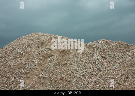 Les déchets de construction avant storm Banque D'Images