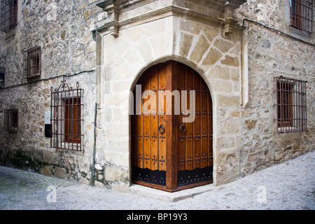 Porte d'origine à Trujillo, Cáceres, Extremadura, Espagne, Europe. Banque D'Images