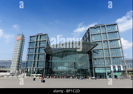 La gare centrale de Berlin Hauptbahnhof Berlin Allemagne Deutschland Europe Banque D'Images