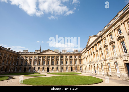 Image montre le Peckwater Quadrangle, conçu par Henry Aldrich, à Christ Church, Oxford, Angleterre.Photo:Jeff Gilbert Banque D'Images