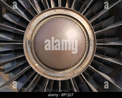 Turbine Moteur jet vintage. Détail de rotor et pales. Banque D'Images