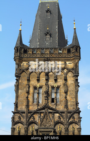 Tour Poudrière gothique Prasna porte Brama Vieille Ville République Tchèque Bohemia Banque D'Images