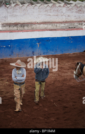 Charreria, le sport national du Mexique, à Texcoco, sur la périphérie de la ville de Mexico, le 28 octobre 2007. Banque D'Images