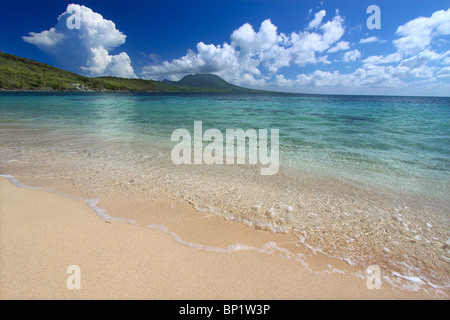 Plage isolée sur Saint Martin Banque D'Images