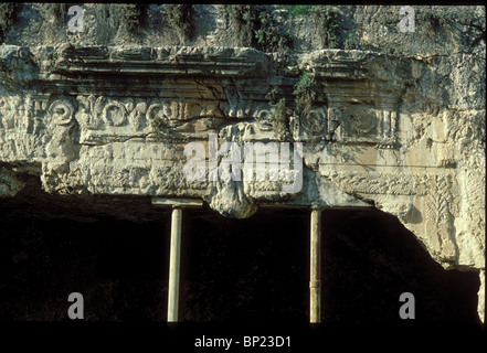 169. Tombes des rois, tombes creusées dans la ROCHE À JÉRUSALEM CONSTRUITE DANS LES TSI. C. AD. Par la Reine Hélène. Banque D'Images