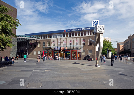 La gare routière de Buchanan (avec entrée à gauche) à Glasgow en Écosse Banque D'Images