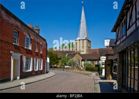 La rue de l'église Pierre et Paul Godalming Banque D'Images