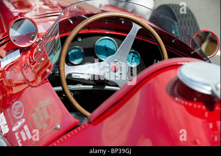 Maserati 250F La formule un cockpit de voiture, 2010 Événement Silverstone Classic, England, UK Banque D'Images