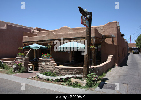 Church Street Cafe, anciennement Casa de Ruiz, la plus ancienne résidence à Albuquerque, dans la vieille ville d'Albuquerque, Nouveau Mexique 17 Juin 2010 Banque D'Images