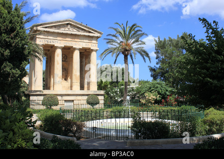 Monument Sir Alexander John Ball, Barakka Gardens, Triq Il-Mediterran, La Valette, Malte, Méditerranée, Europe Banque D'Images