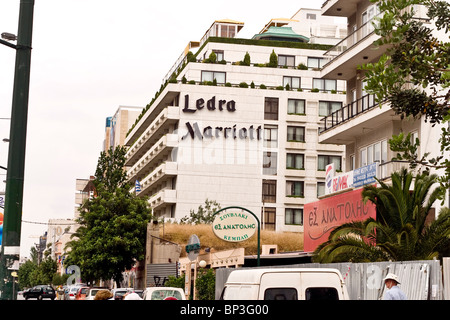 Le Ledra Marriott Hotel dans le centre-ville d'Athènes, Grèce © Myrleen Pearson Banque D'Images