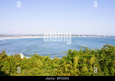 Cliff Walk au Rhode Island. Surplombant la baie d'Easton. Banque D'Images