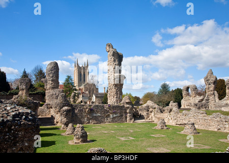 La Cathédrale de Bury St Edmunds par une belle journée ensoleillée Banque D'Images