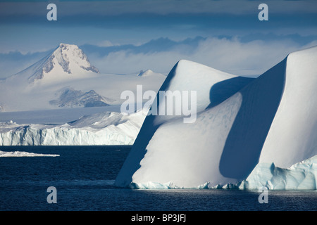 Les icebergs dans l'Antarctique à l'été Banque D'Images