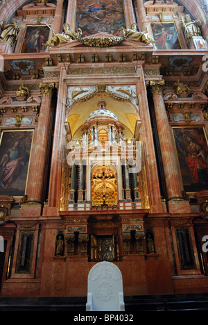 La grande chapelle à l'intérieur de la Mezquita (mosquée)/Cathédrale, Córdoba, Cordoue, Andalousie, province de l'Espagne, l'Europe de l'Ouest. Banque D'Images