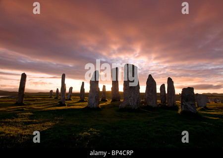 Coucher de soleil sur la Callanish Standing Stones Calanais, Isle Of Lewis Hébrides extérieures, en Écosse. 6271 SCO Banque D'Images