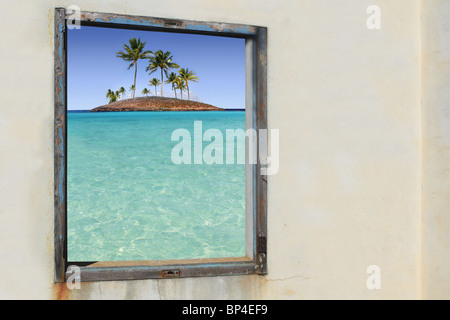 Palmiers tropicaux îles paradis turquoise vue fenêtre vintage Banque D'Images