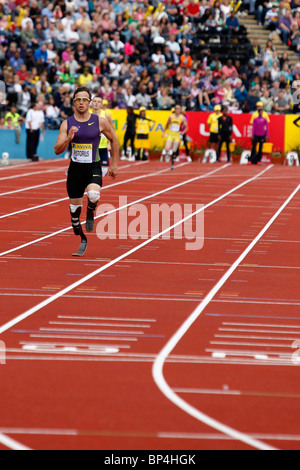 Oscar Pistorius briser le record du monde 400m chez Aviva London Grand Prix, Crystal Palace, Londres. Banque D'Images