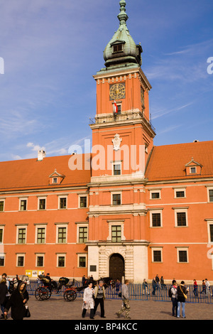 Le Château Royal de Varsovie, Pologne. Il est situé dans la place du Château, à l'entrée de la vieille ville. Banque D'Images