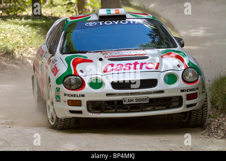 1995 Toyota Celica GT-FOUR ST205 rally voiture avec chauffeur Mark Courtney à l'édition 2010 du Goodwood Festival of Speed, Sussex, England, UK Banque D'Images