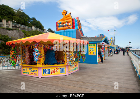 Jetée de Llandudno, divertissements Banque D'Images