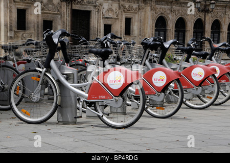 Location de régime en Sevilla : photo de la station de location de vélos Banque D'Images