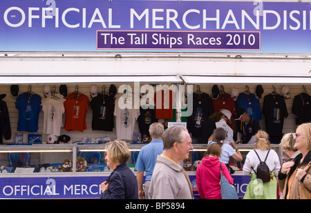 Bloquer la vente de marchandises OFFICIELLES À HARTLEPOOL MARINA POUR LA COURSE DES GRANDS VOILIERS 2010 Banque D'Images