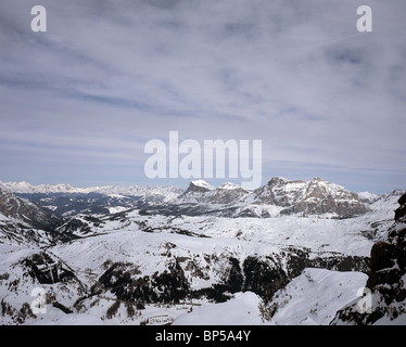 Au-dessus de Corvara Settsass près de Porta Vescovo Arabba Dolomites Italie Banque D'Images