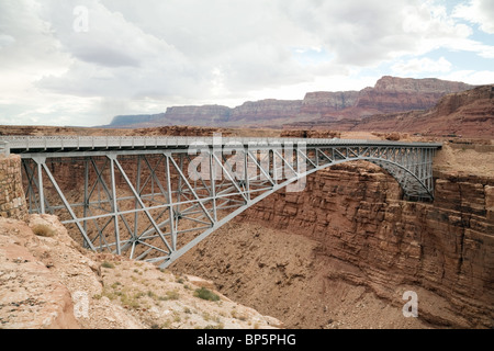 Le franchissement routier, Navajo bridge, Lees Ferry, Arizona, USA Banque D'Images