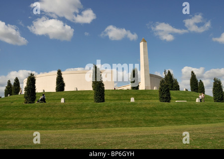 Les Forces armées au Mémorial National Memorial Arboretum, Staffordshire, Angleterre Banque D'Images